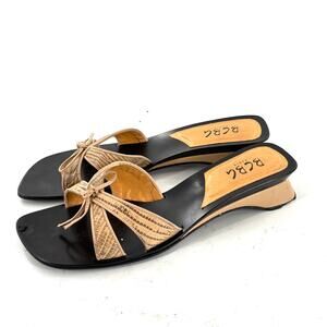 BCBG Vintage Y2K Sandals 8.5 Brown Tan Raffia Tie Bow Square Heel Mule Slip